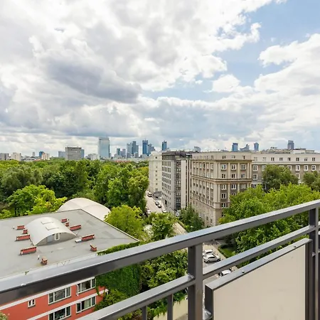 Family Near Old Town By Renters * Warszawa