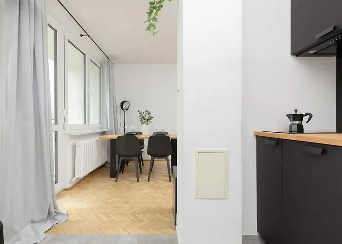 Family Near Old Town By Renters *